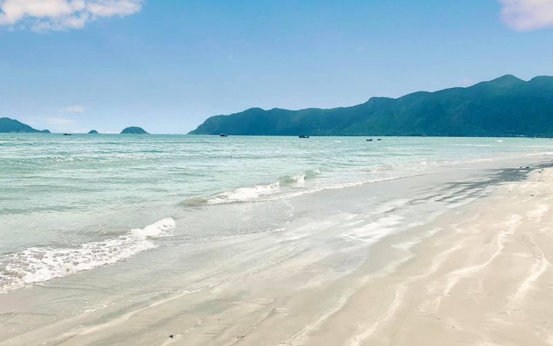 mơ thấy biển là điềm gì