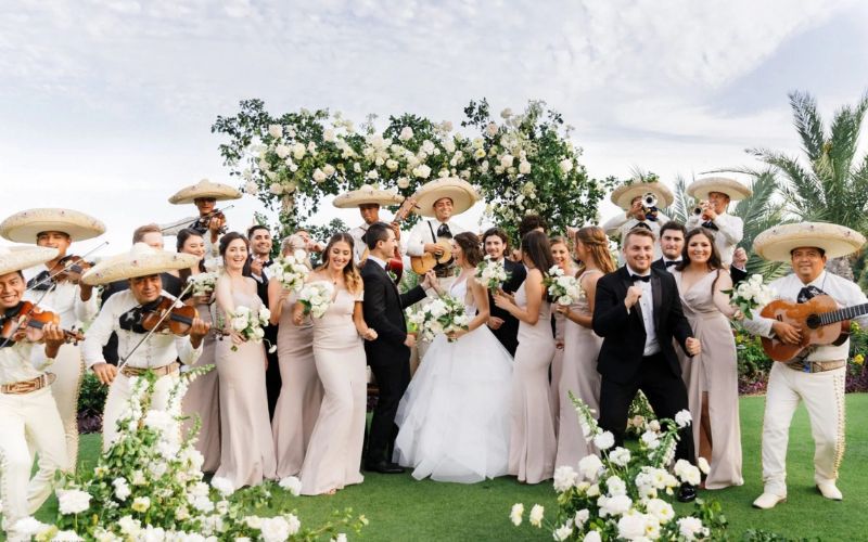 mơ thấy đám cưới là điềm gì