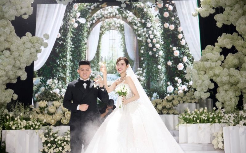 mơ thấy người khác tổ chức đám cưới