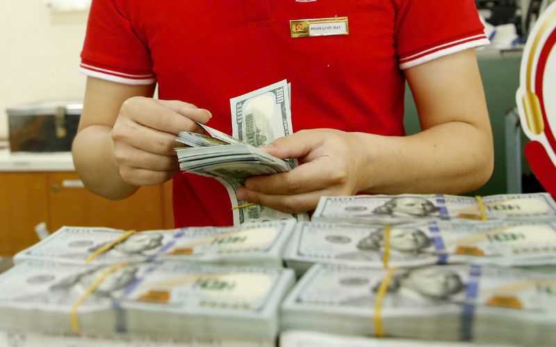 mơ thấy nhặt được nhiều tiền