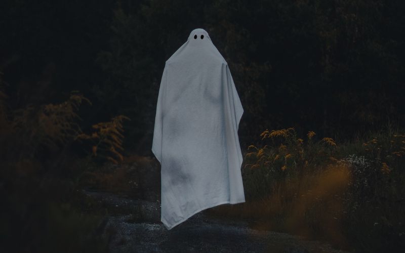 mơ thấy nhiều người trong đám ma